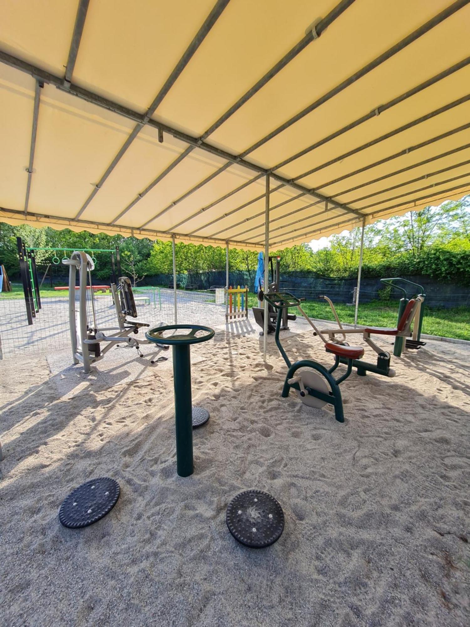 Camping Italia Lido Castelletto sopra Ticino Luaran gambar