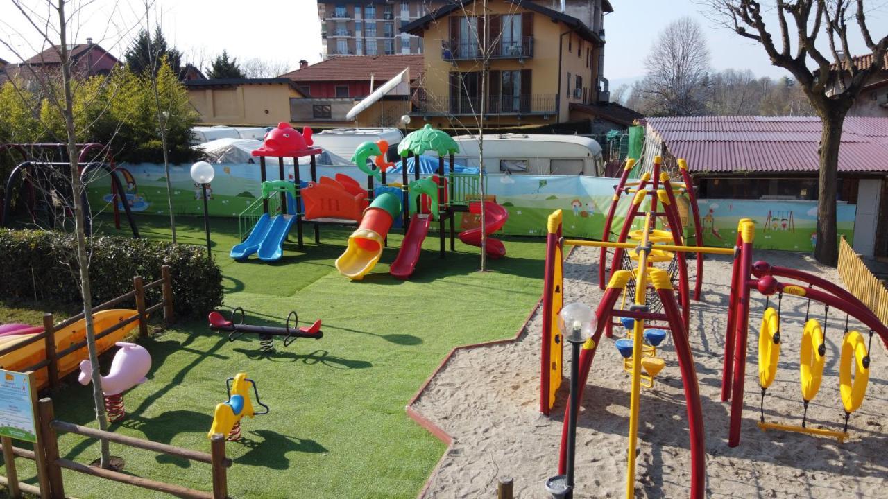 Camping Italia Lido Castelletto sopra Ticino Luaran gambar